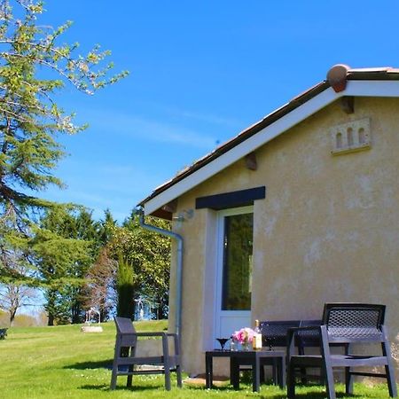 Gite Charme Et Campagne Montazeau 外观 照片