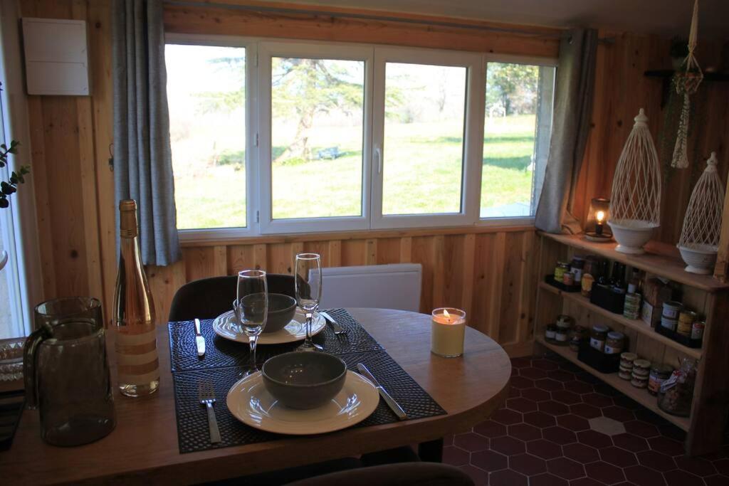 Gite Charme Et Campagne Montazeau 外观 照片