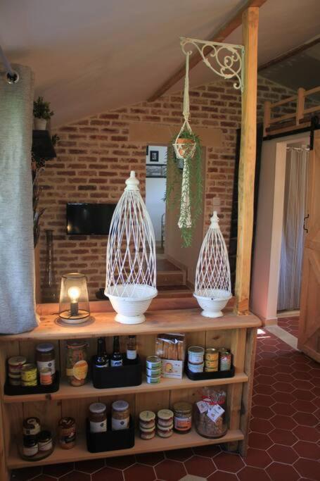 Gite Charme Et Campagne Montazeau 外观 照片